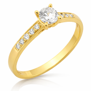 Pierścionek zaręczynowy z cyrkoniami 