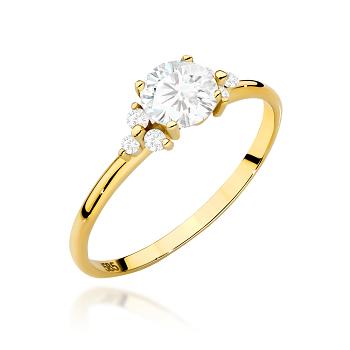 Pierścionek zaręczynowy złoty z cyrkoniami