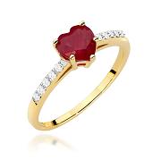 Pierścionek zaręczynowy z żółtego złota z brylantami i rubinem 0.10 ct