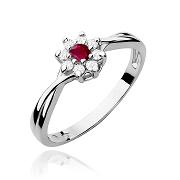 Pierścionek zaręczynowy z brylantami i rubinem 0.12