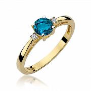 Pierścionek zaręczynowy z żółtego złota z brylantami i topazem London Blue 0.03 ct